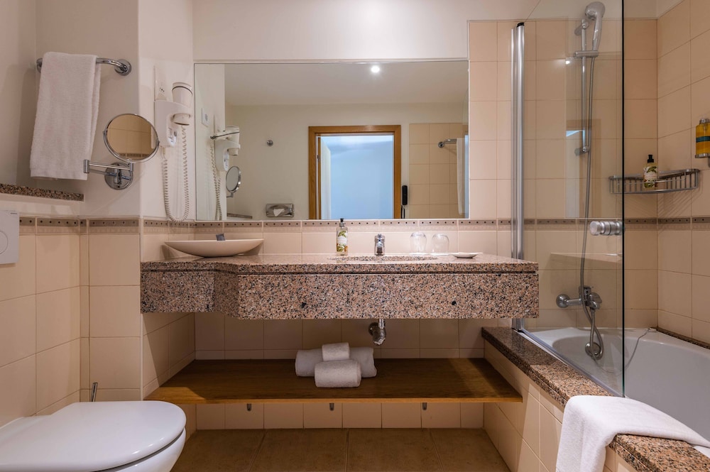 غرفة قياسية بسرير مزدوج أو سريرين منفصلين، Vale D'oliveiras Quinta Resort And Spa 5/5