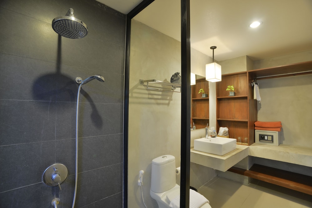 Yoma Hotel 23/69