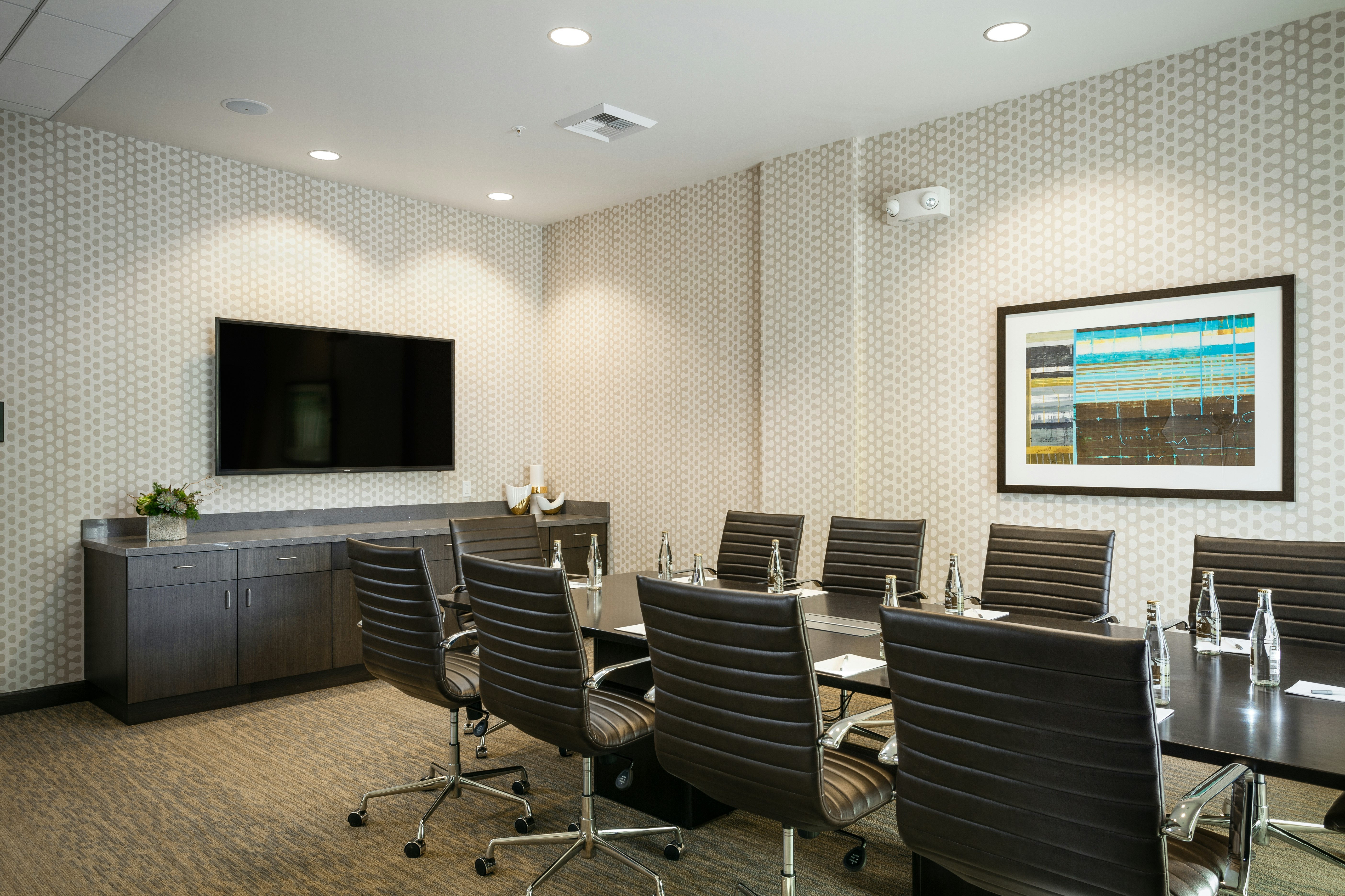 Hampton Inn Suites By Hilton Seattle Northgate 44/53