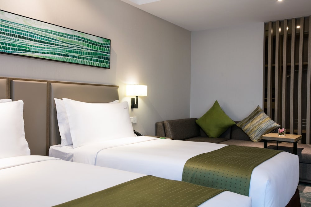 Holiday Inn Hangzhou Gongshu 30/78
