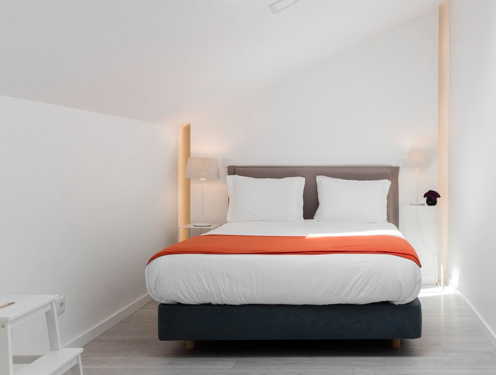 Lisbon Serviced Apartments Parque 33/66