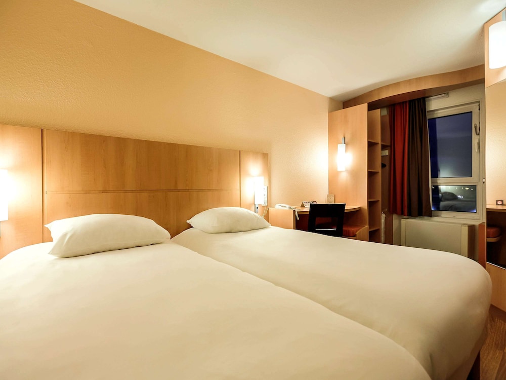 ibis Clermont Ferrand Sud Carrefour Herbet 12/57