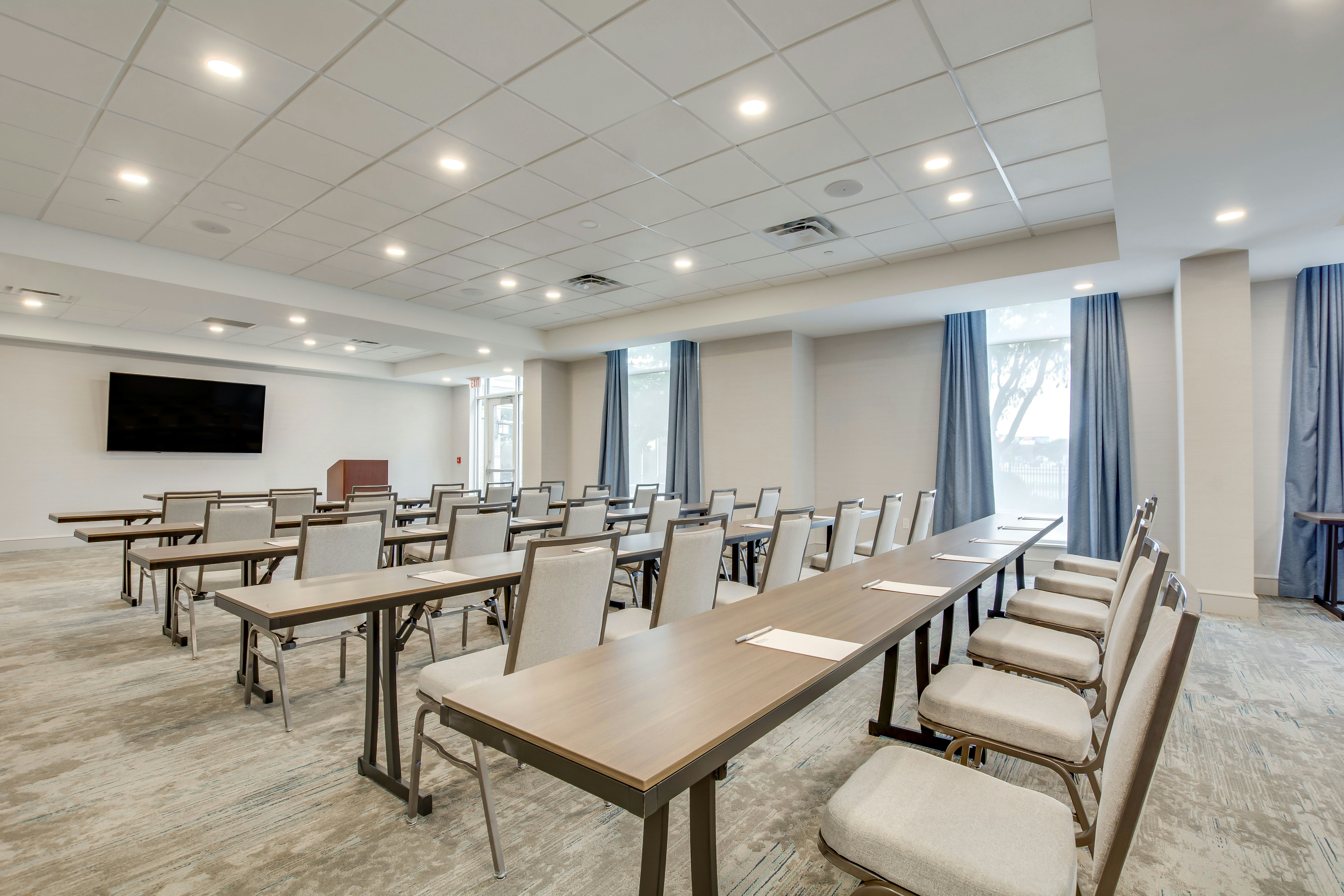 Hilton Garden Inn Louisville Airport 62/69