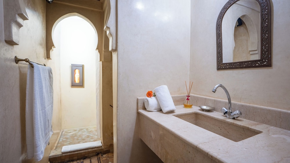 Riad Aubrac 73/75