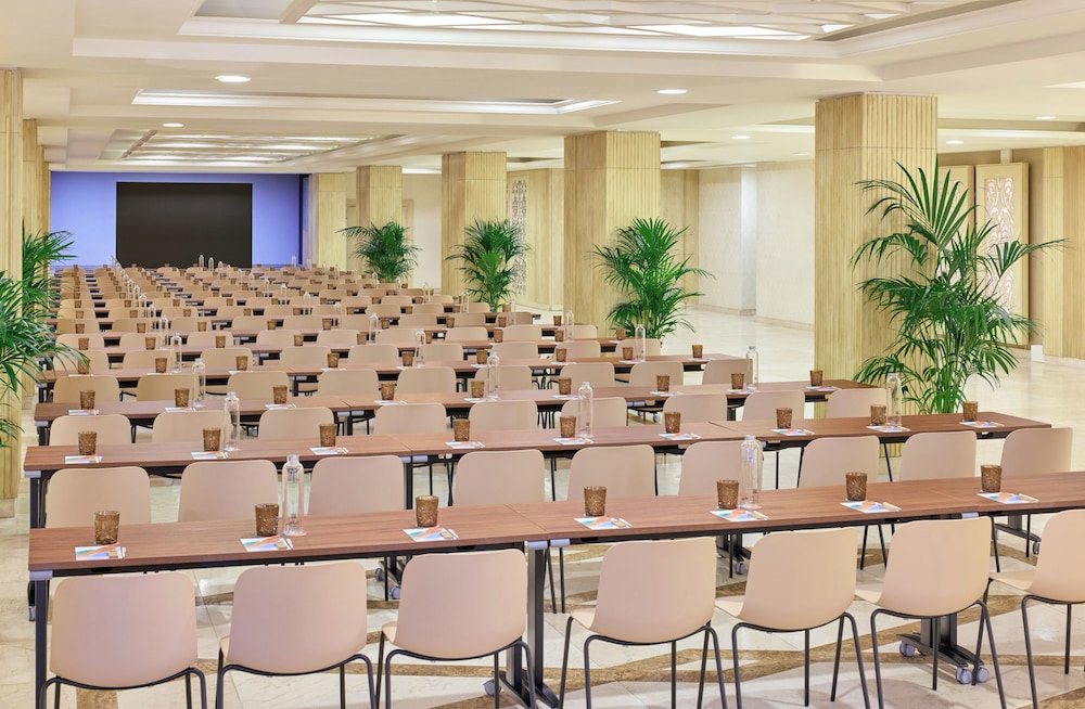 Melia Costa Atlantis Tenerife 36/44