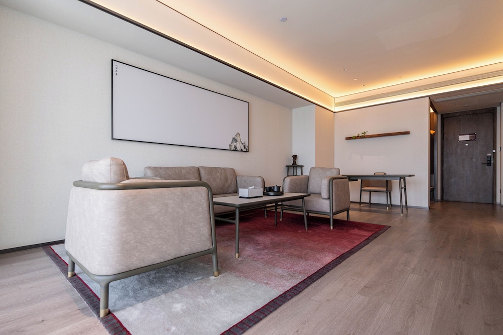 Joya Hangzhou Qianjiang CBD 28/39