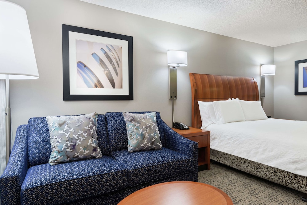 Hilton Garden Inn Tampa Airport 12/55