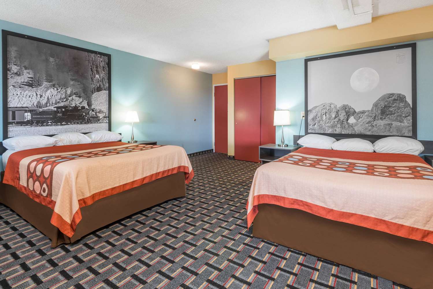 Super 8 by Wyndham Henderson North East Denver 6/26