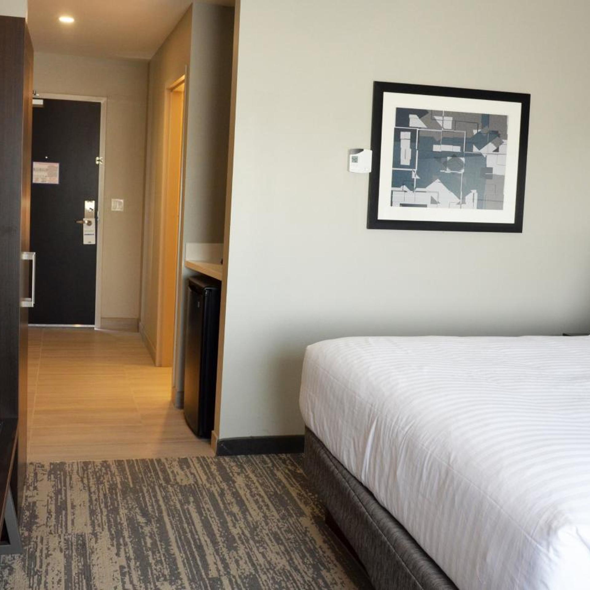 Xtra Space, Standard, King Bed