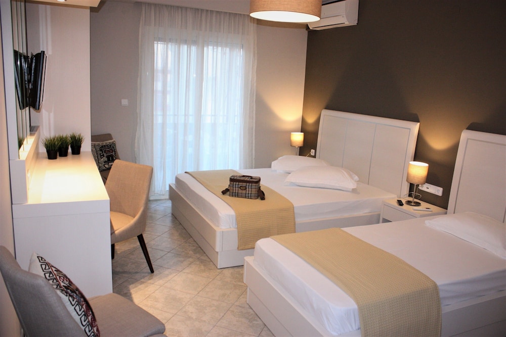 Cariatis Hotel 16/50