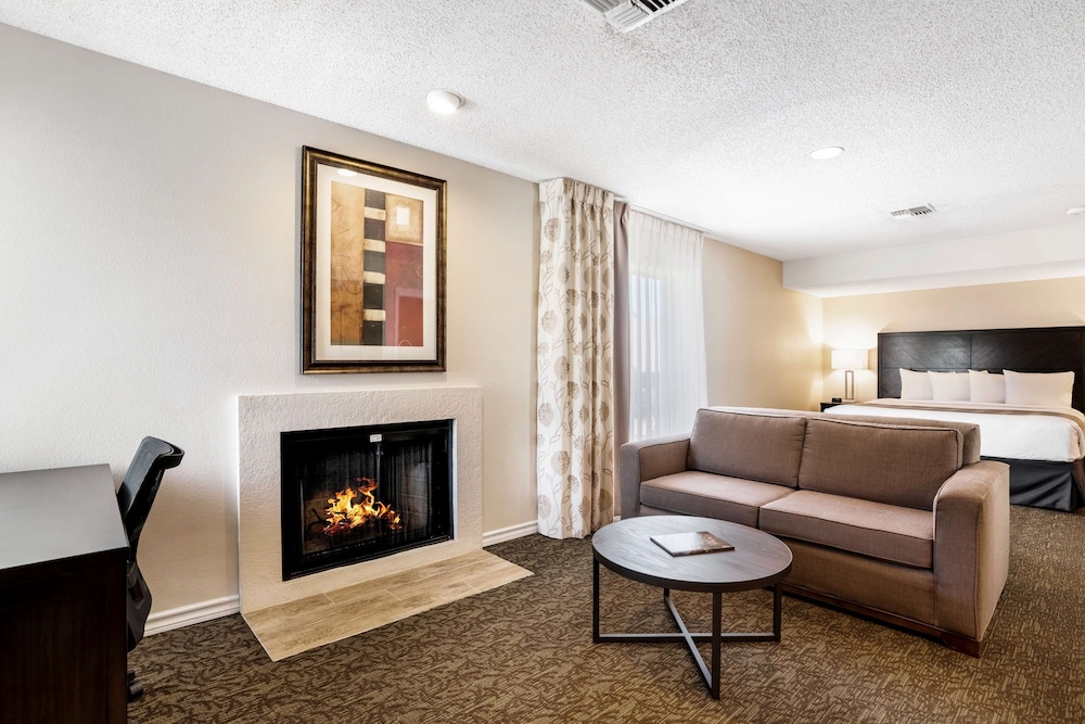 Chase Suite Hotel El Paso 26/59
