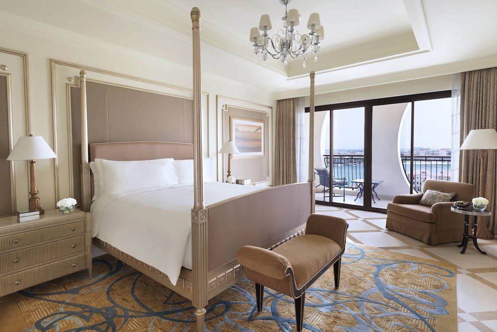 The Ritz Carlton Abu Dhabi Grand Canal 50/63