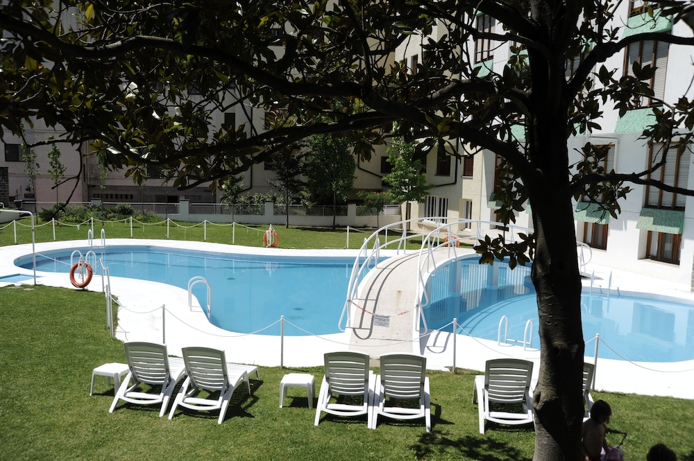 Gran Hotel de Jaca 45/50