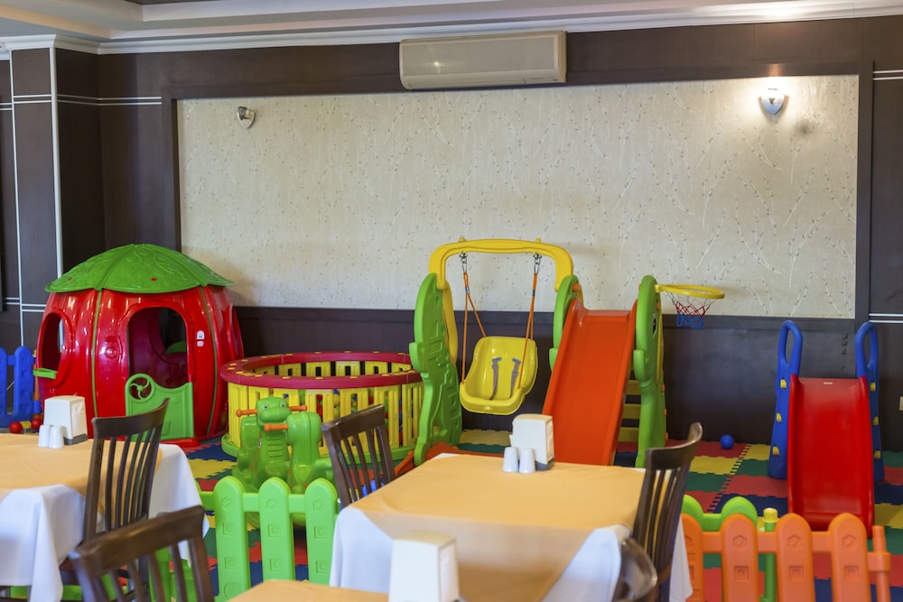 Akalia Suite Hotel and Spa 22/37
