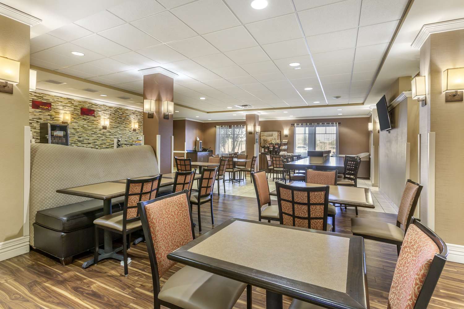 Best Western Plus Chandler Hotel & Suites 13/22