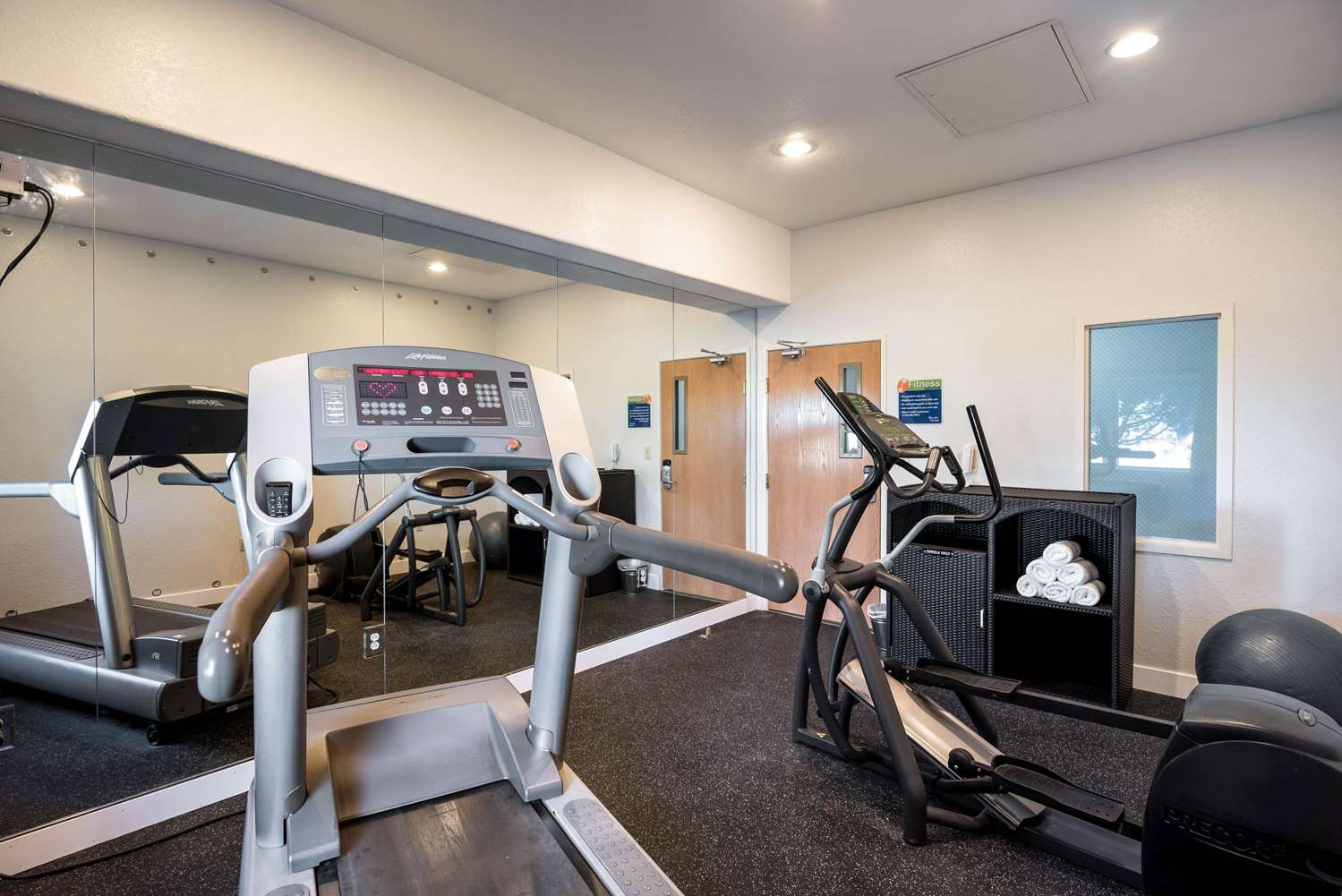 Quality Inn & Suites Pueblo West 27/43