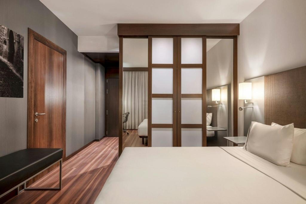 غرفة متصلة عائلية بسريرين منفصلين وسرير كينج، Ac Hotel Padova By Marriott 5/9