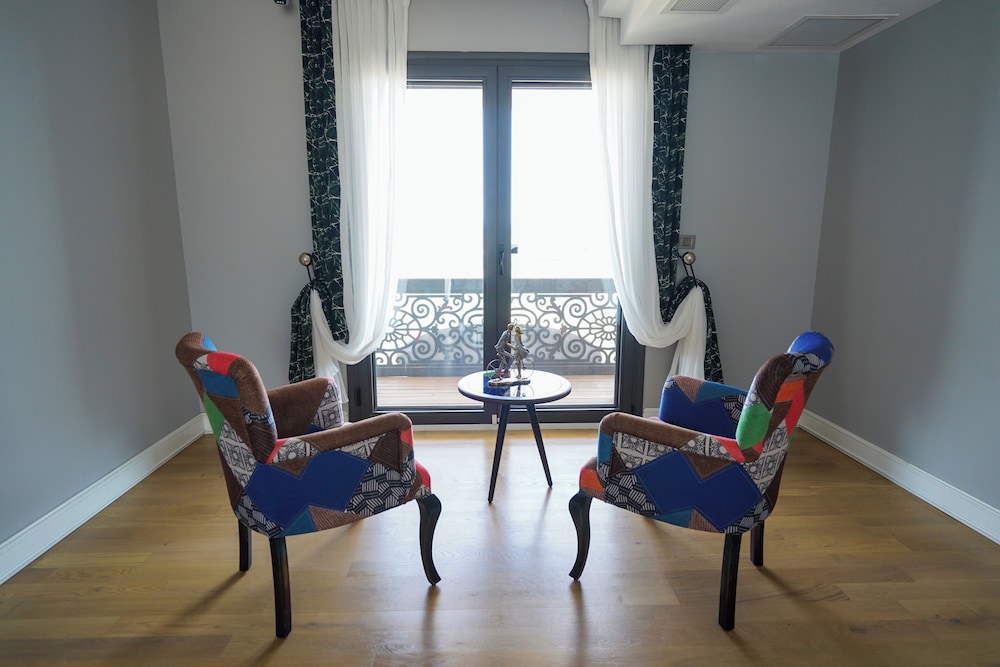 Cunda Eye +16 Adult Only 25/50