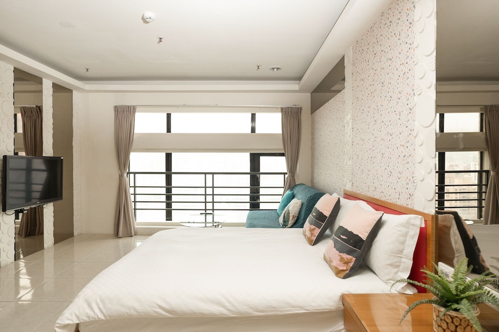 Lj Hotel 22/65