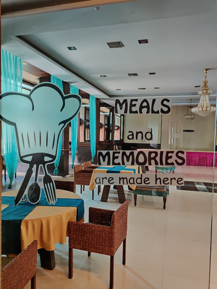 Hotel Reeva Suites 19/25
