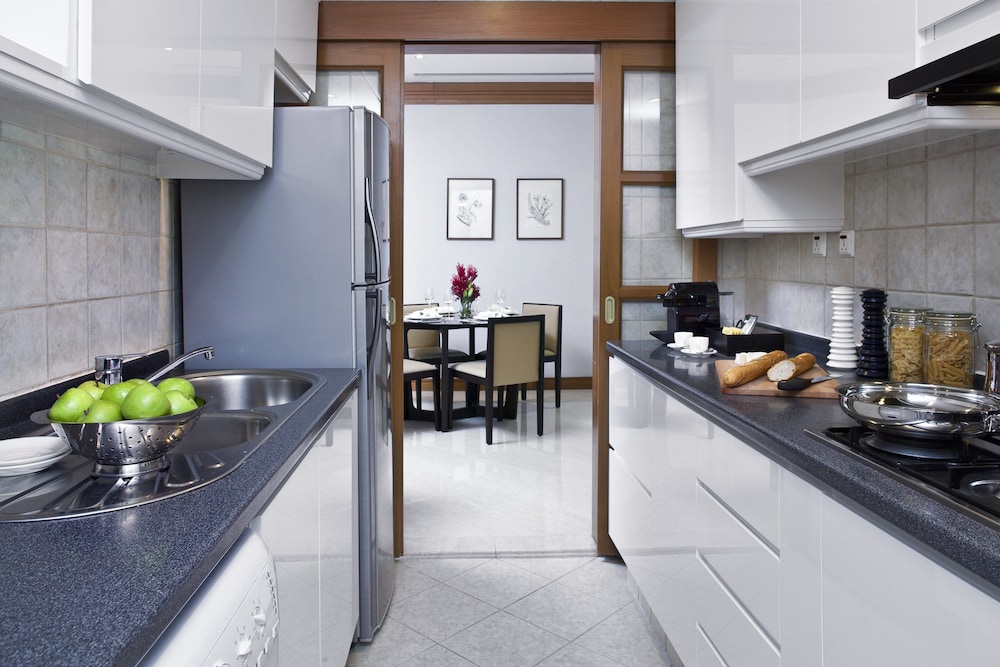 Fraser Place Robertson Walk 48/50