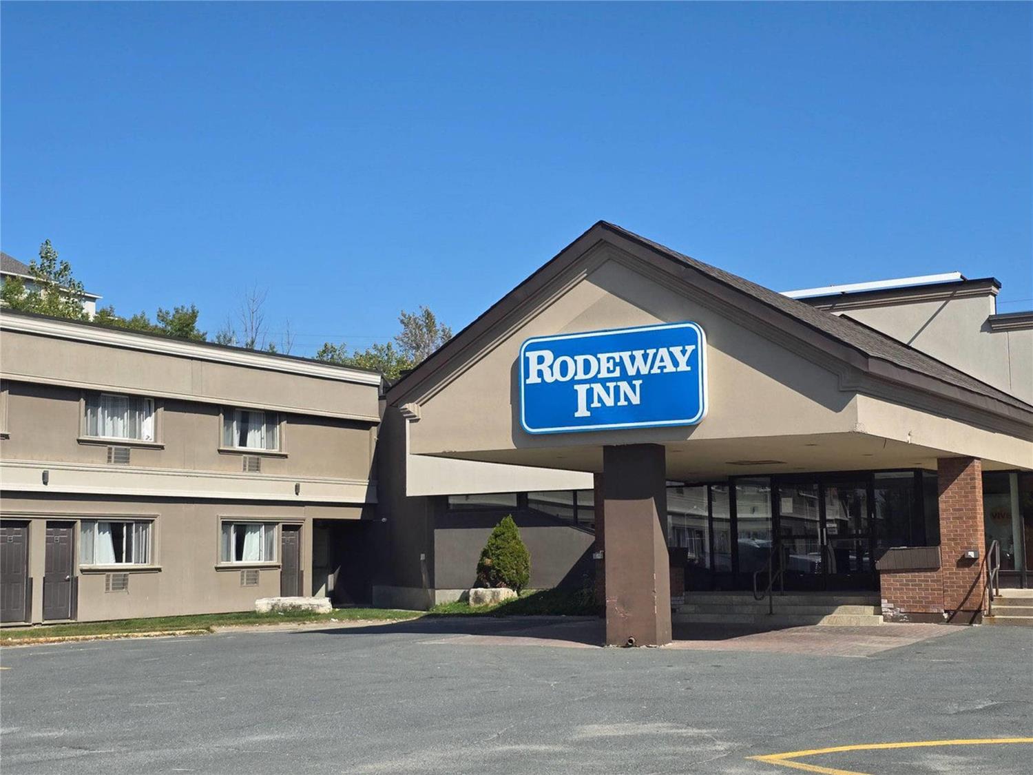 Rodeway Inn Sudbury 1/6
