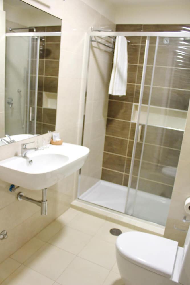 Ouril Hotel Agueda 46/48
