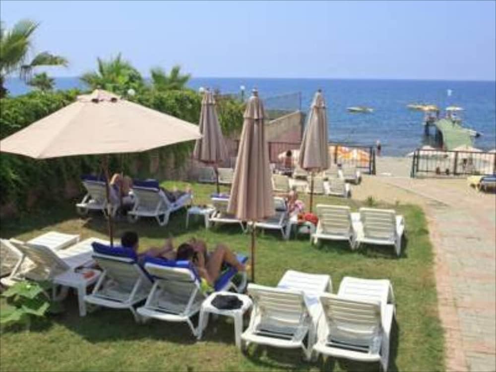 Vital Beach Hotel 13/50