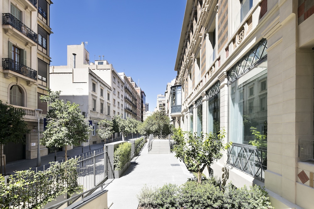 Murmuri Residence Mercader 62/70