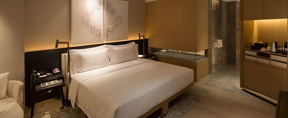 Hui Hotel 27/65