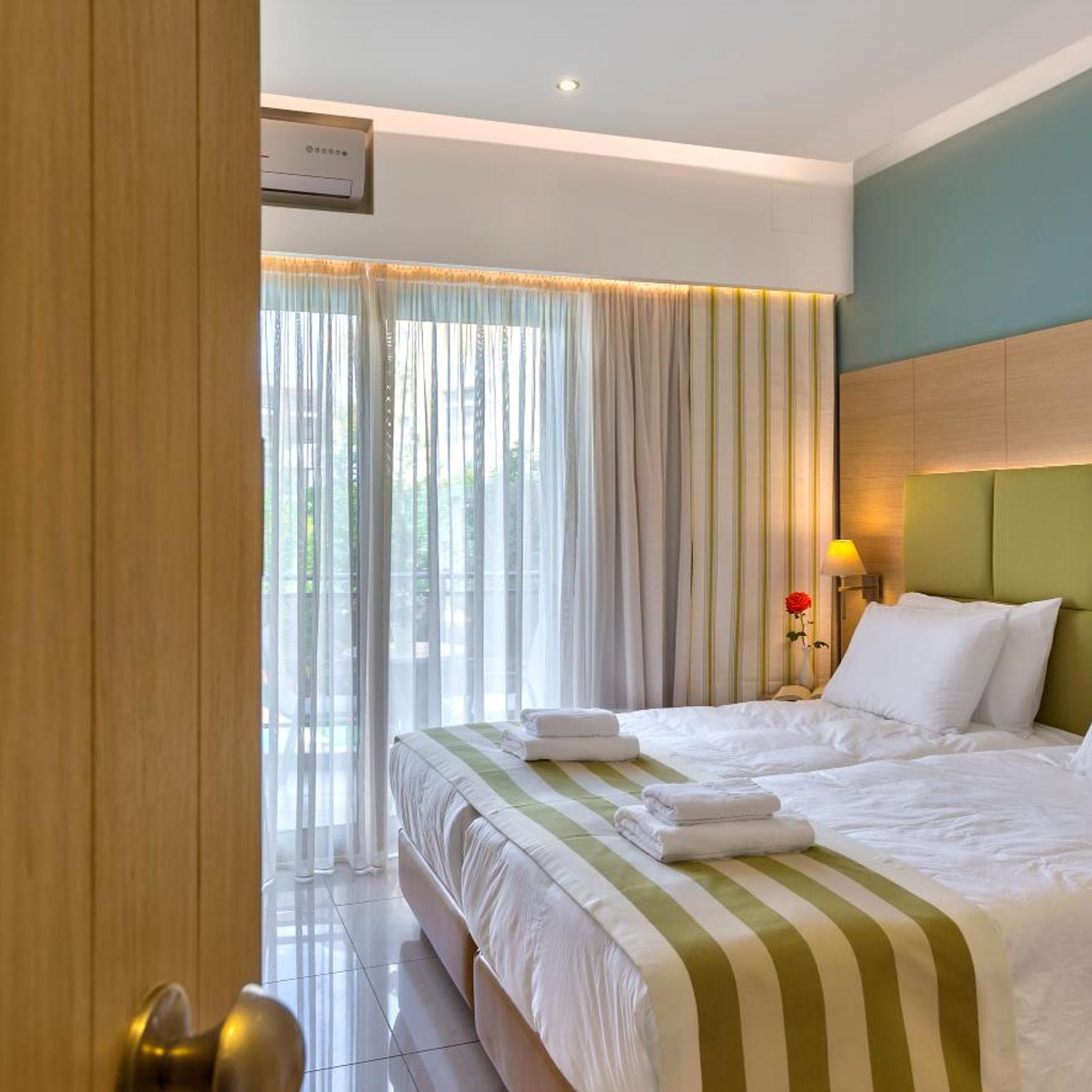 1 BEDROOM, APARTMENT