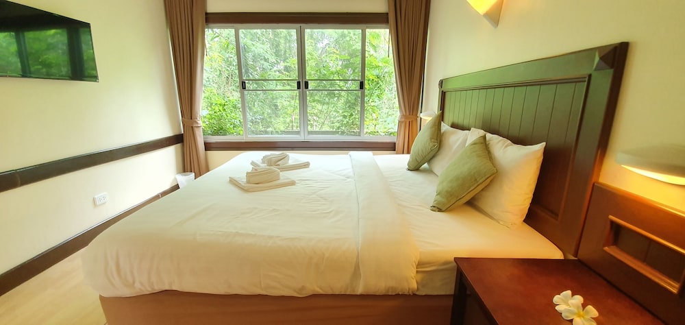Isle Beach Resort 36/65
