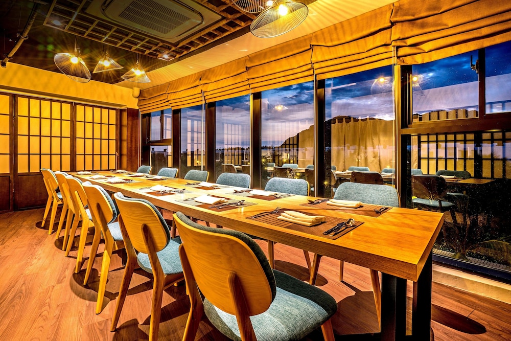 Oceanami Villas And Beach Club 51/67