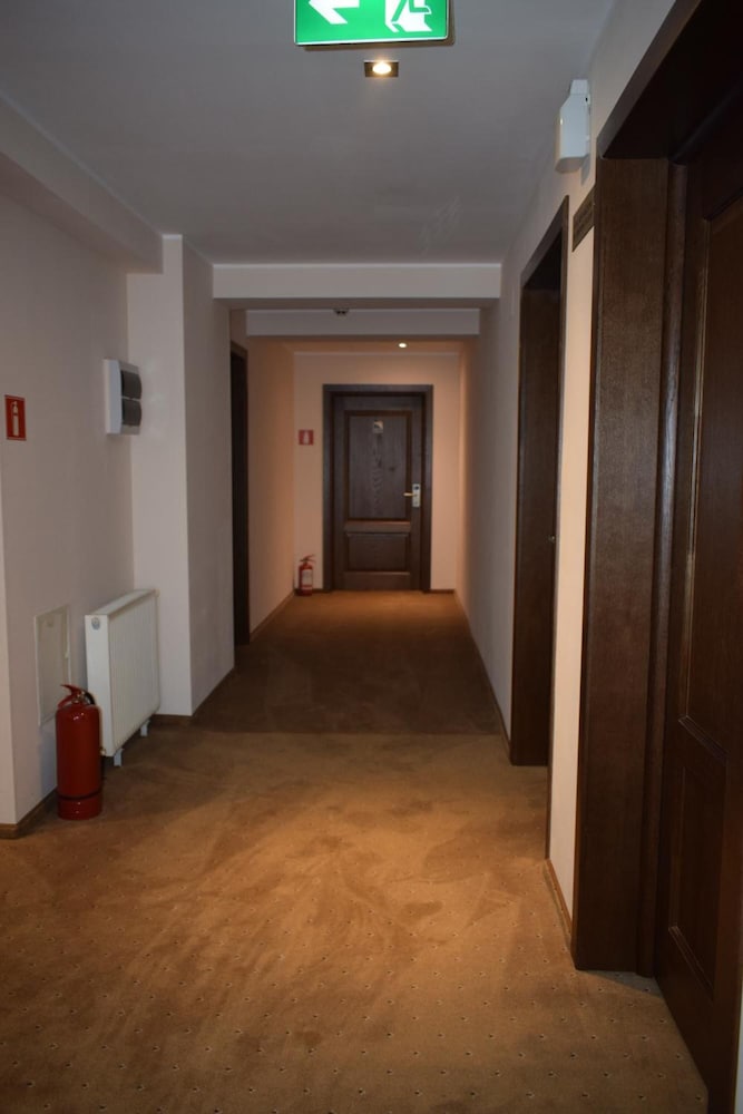 Hotel Regal 44/64