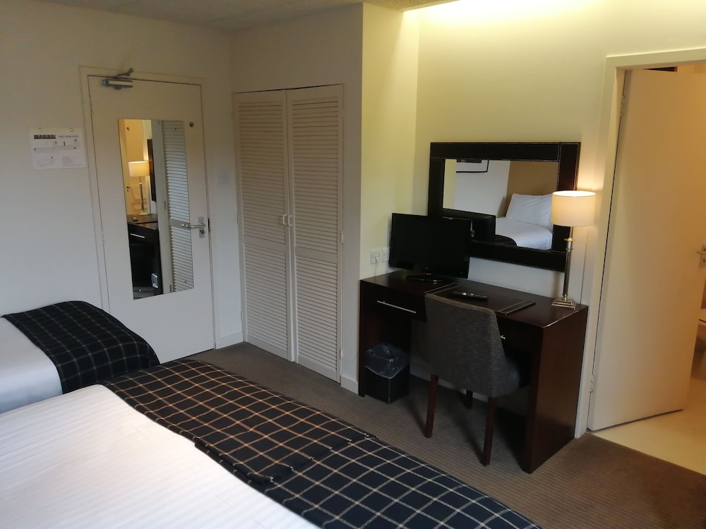 Eight Acres Hotel 26/39