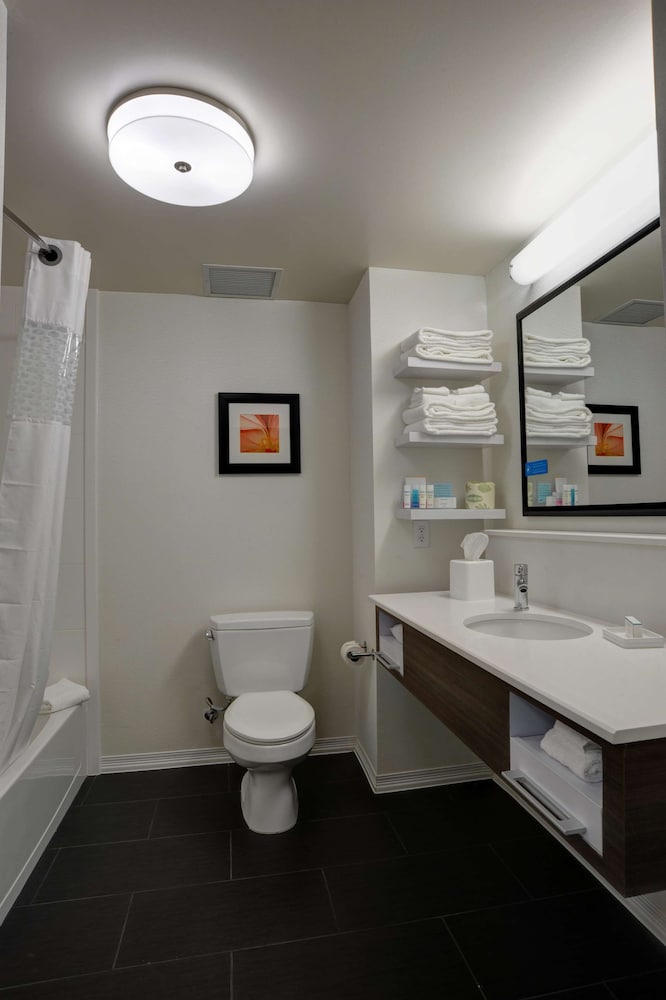 Hampton Inn And Suites Ardmore 17/33