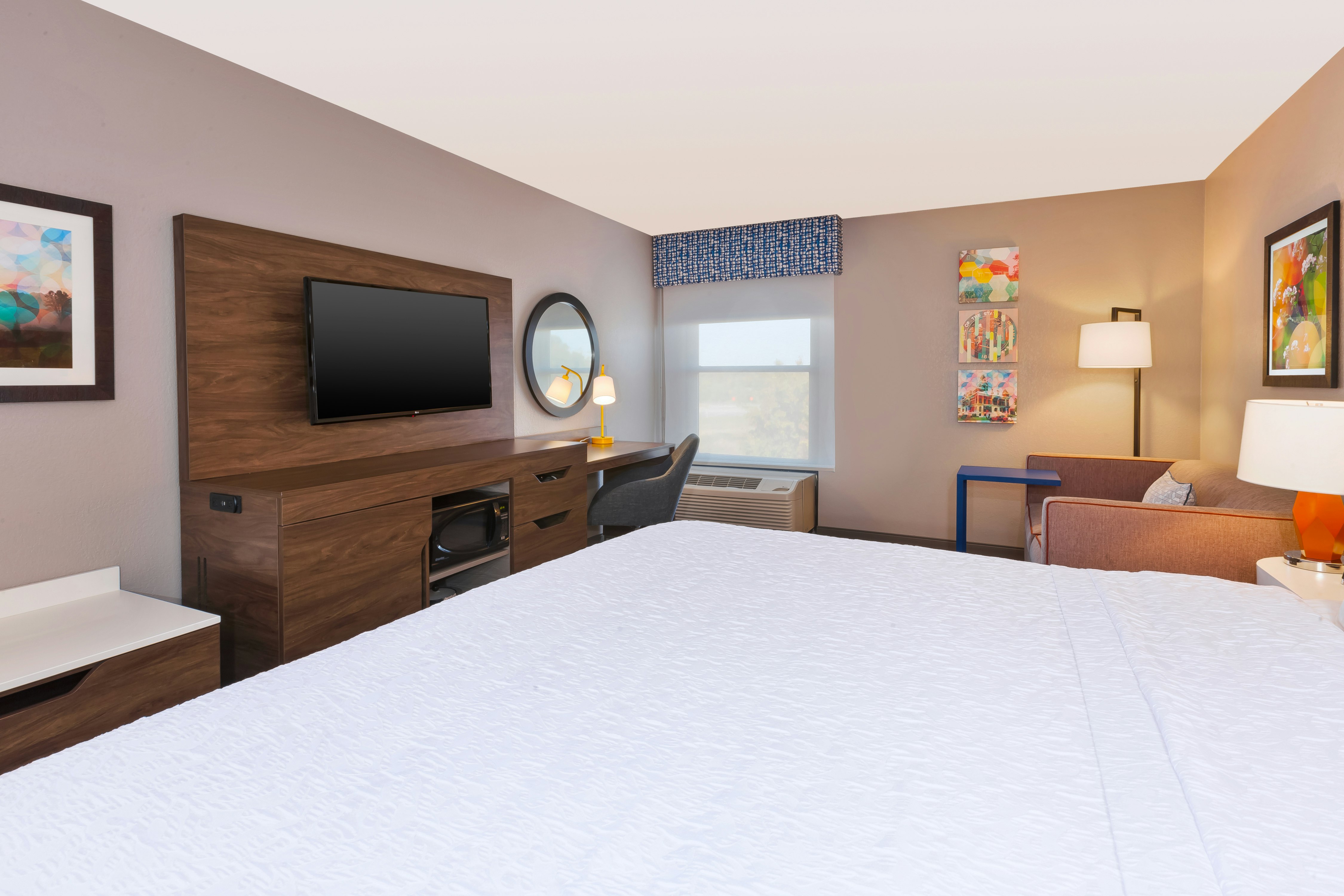 Study, King Bed, Sofa، Hampton Inn Princeton 2/4