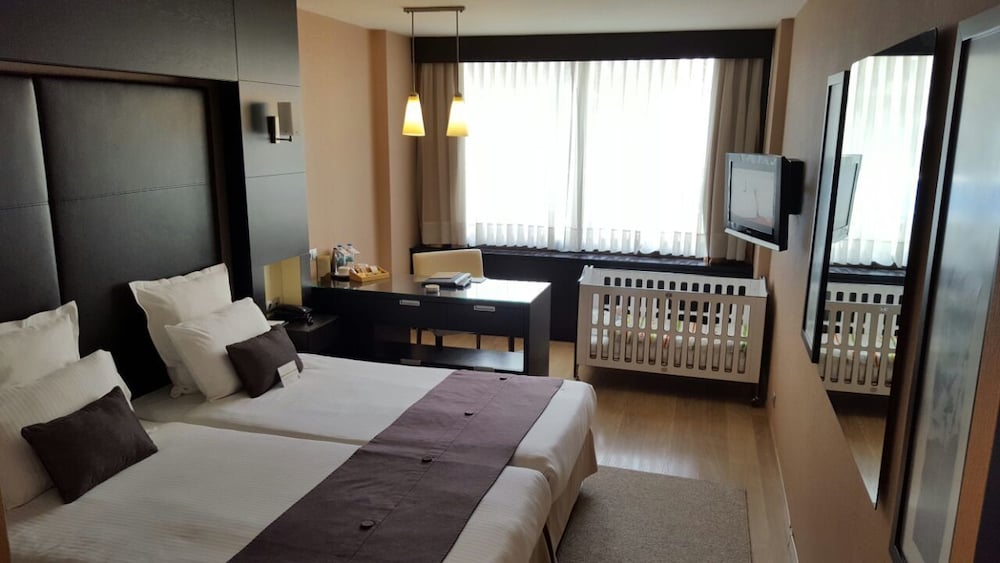 Kalyon Hotel 45/70