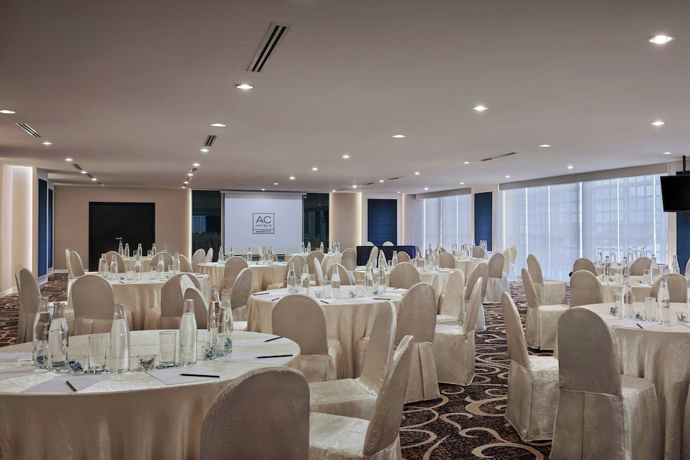 AC Hotels by Marriott Ipoh 41/50