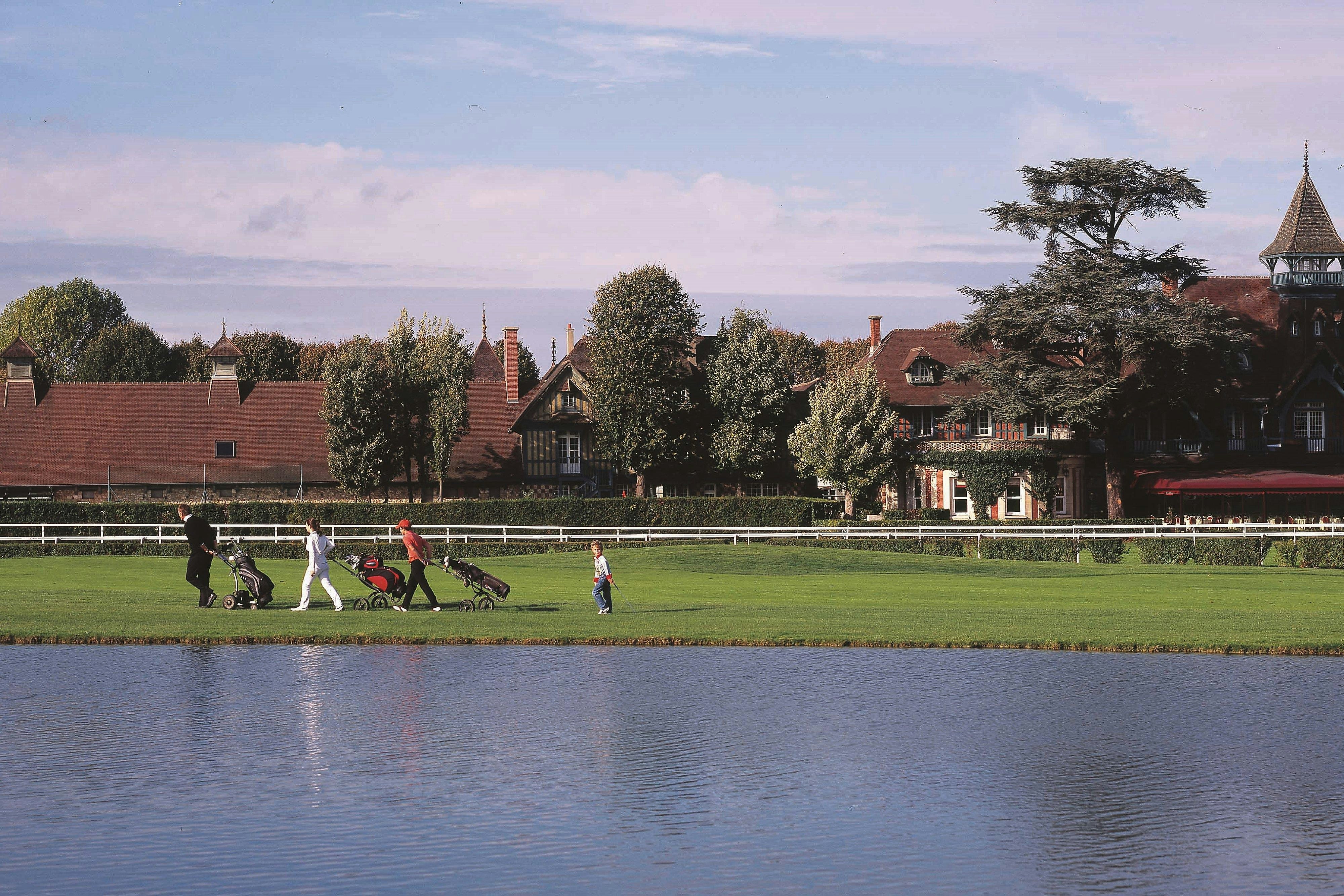 Renaissance Paris Hippodrome de St. Cloud Hotel 47/48