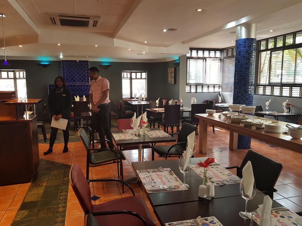 Court Classique Suite Hotel 34/50