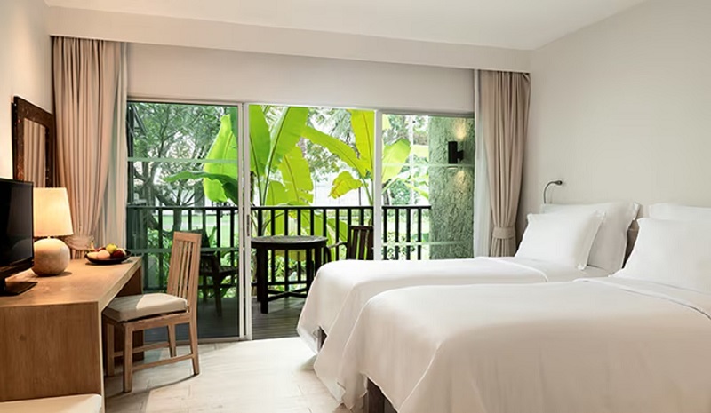 Garden, Twin Beds