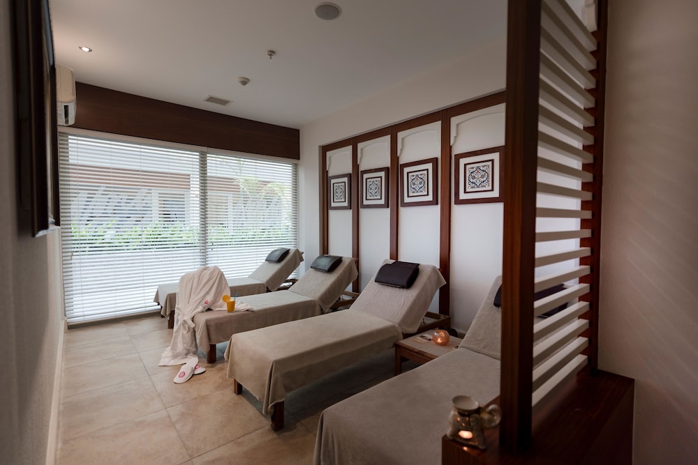 Barut B Suites 24/50