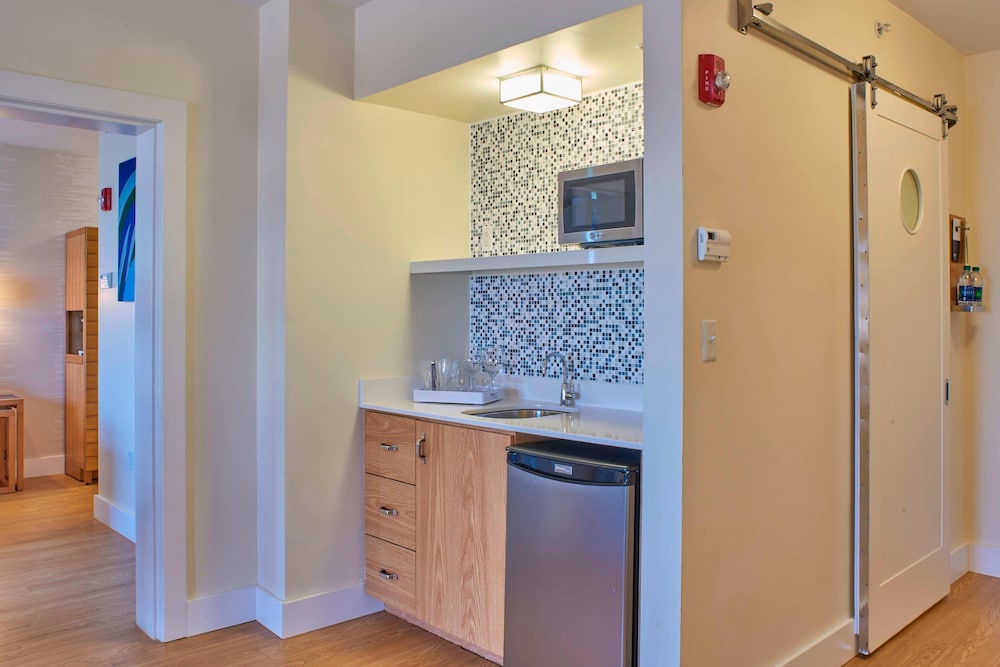 Four Points By Sheraton Punta Gorda Harborside 11/60