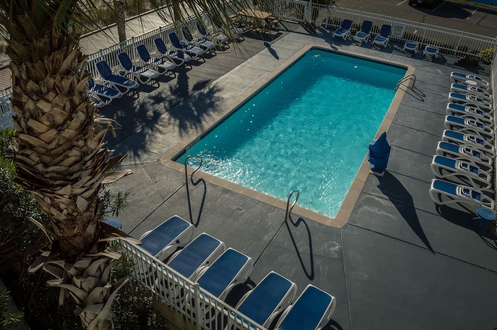 South Beach Hotel Suites 14/28