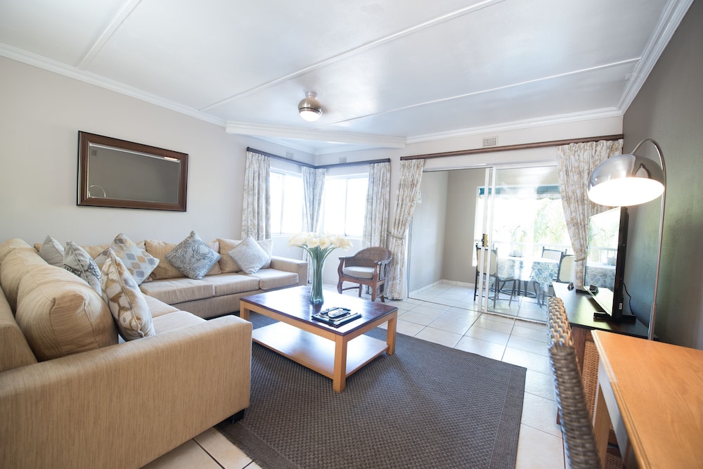 Lake View Cabanas 28/69
