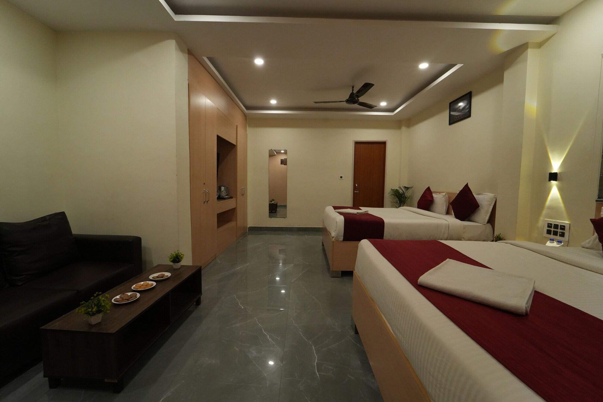 Hotel Bodhi Retreat 8/17