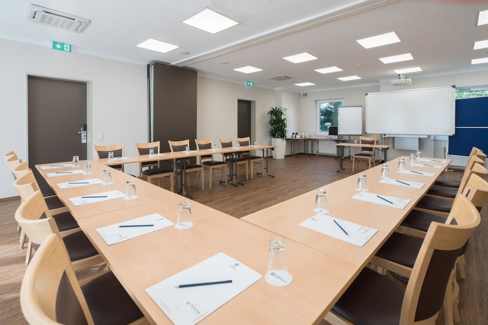 Best Western Hotel Airport Dusseldorf - Ratingen 54/59