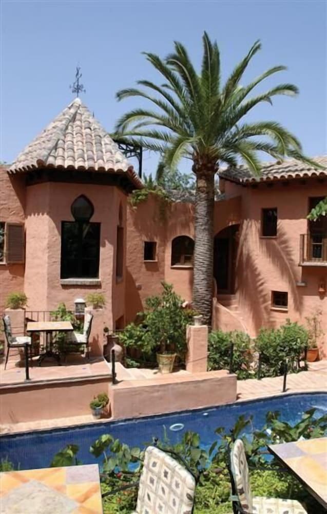 Amanhavis Hotel 30/41
