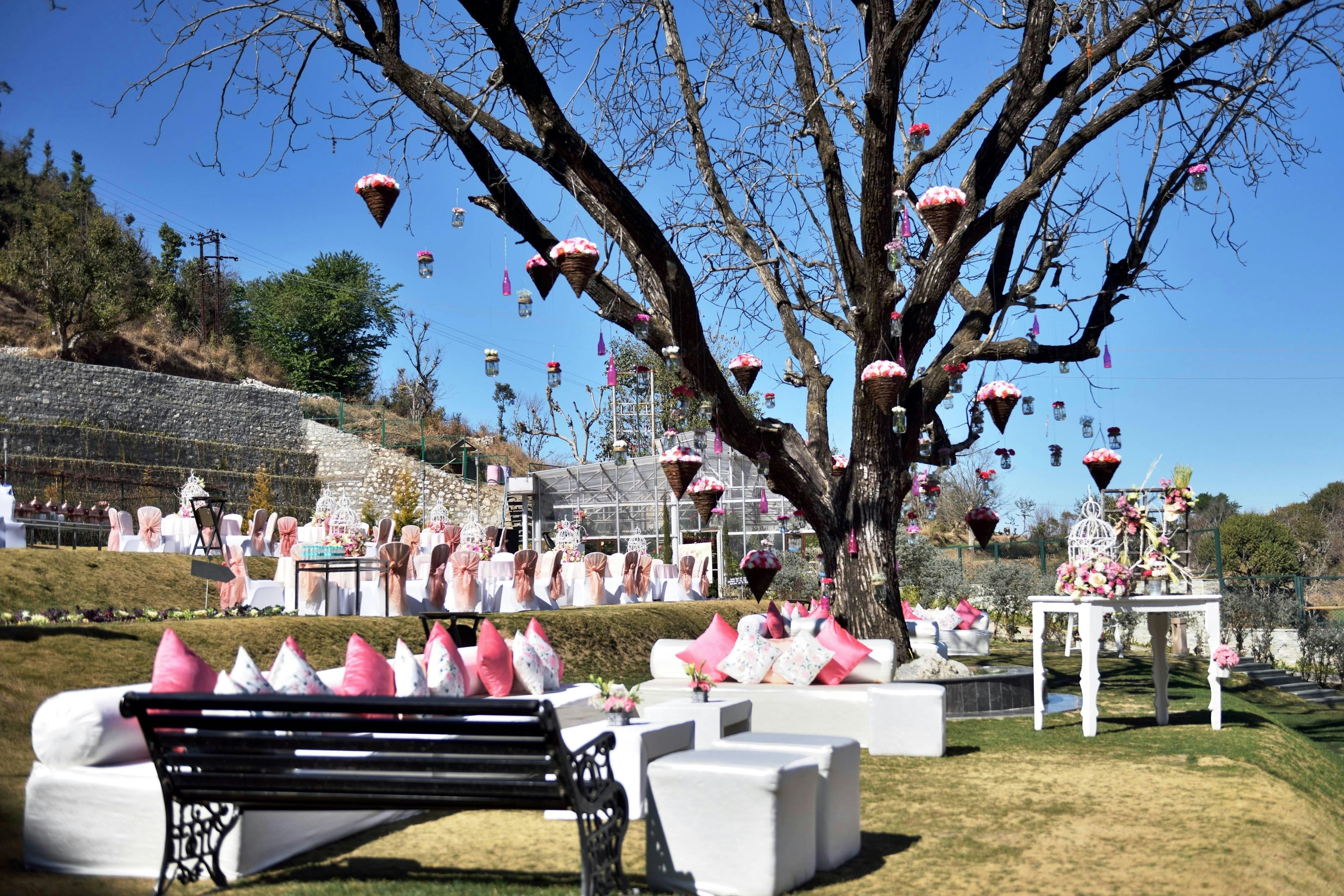 Jw Marriott Mussoorie Walnut Grove Resort Spa 51/52